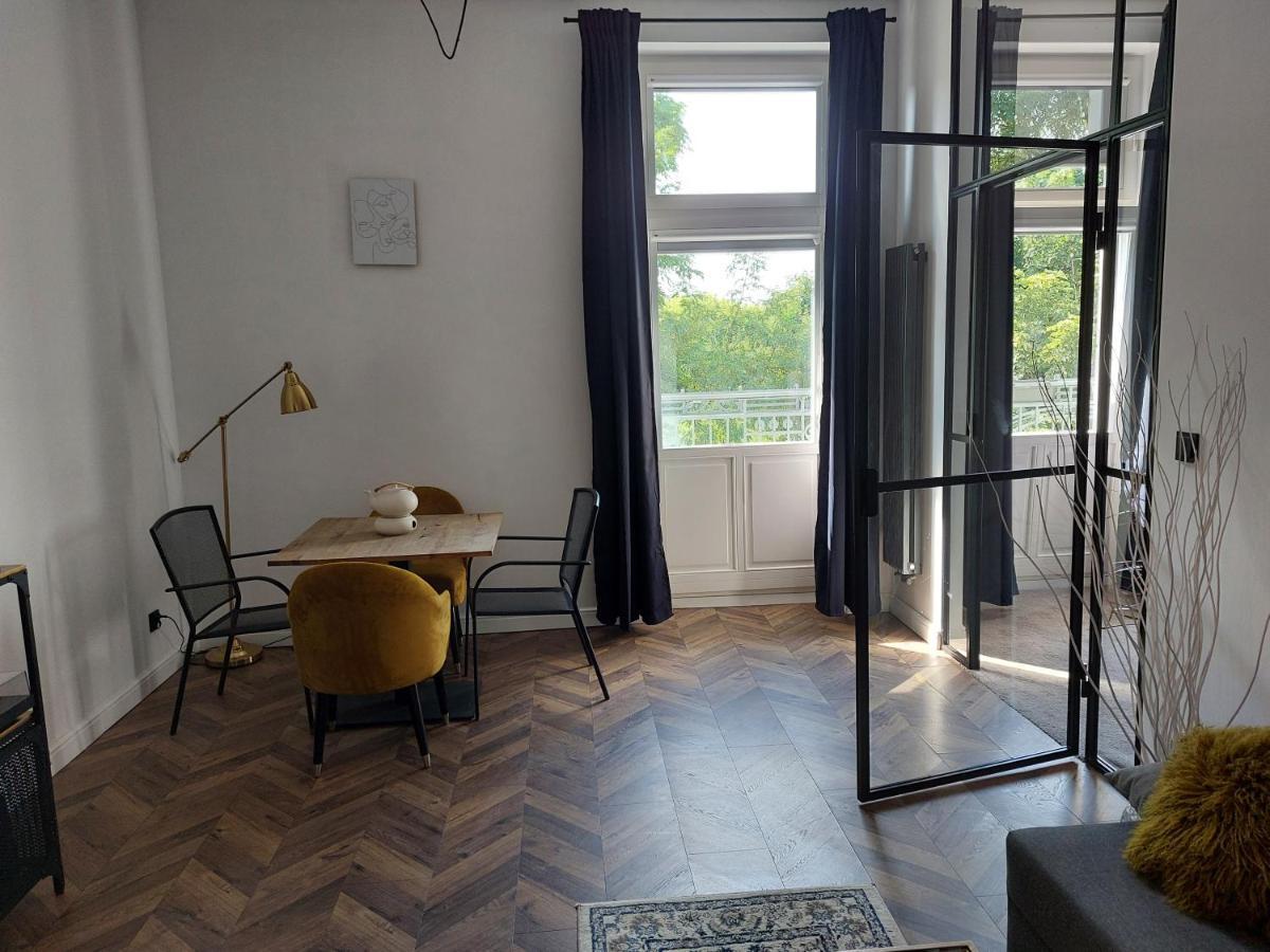 Lof Central Apartment Z Miejscem Parkingowym Stary Toruń Exterior foto